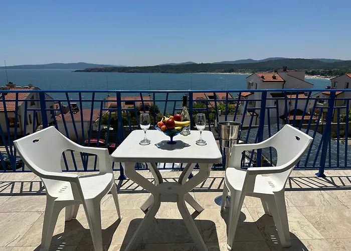 招待所 Quiet Bay 4*