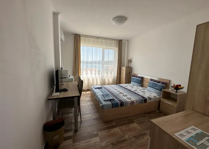 招待所 Quiet Bay 索佐波尔