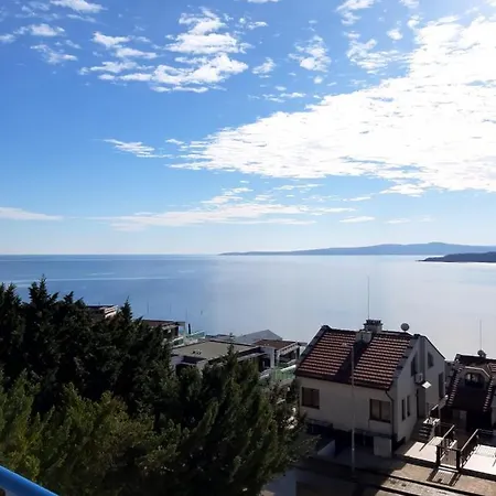 Guest house Quiet Bay 3*