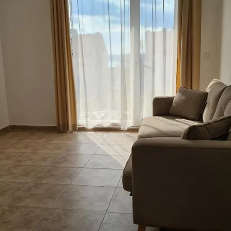 Quiet Bay 3*