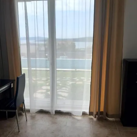 Guest house Quiet Bay 3*