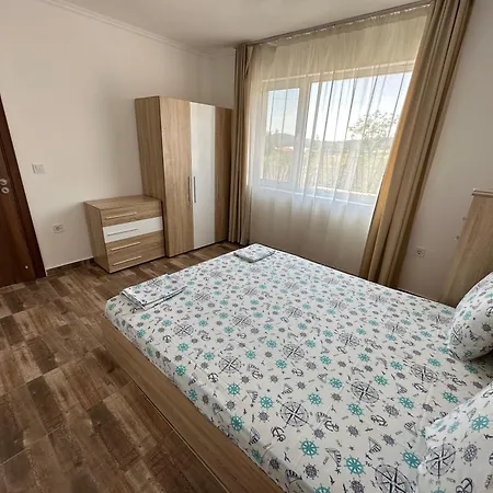 Quiet Bay 3*