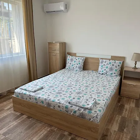 Quiet Bay Guest house 3*